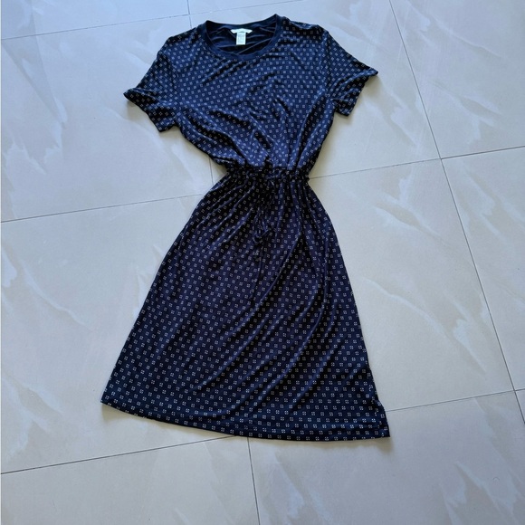 Women's H&M Polka Dot Printed Navy Flutter-Sleeve Dress Size M Spring Midi - Picture 6 of 16